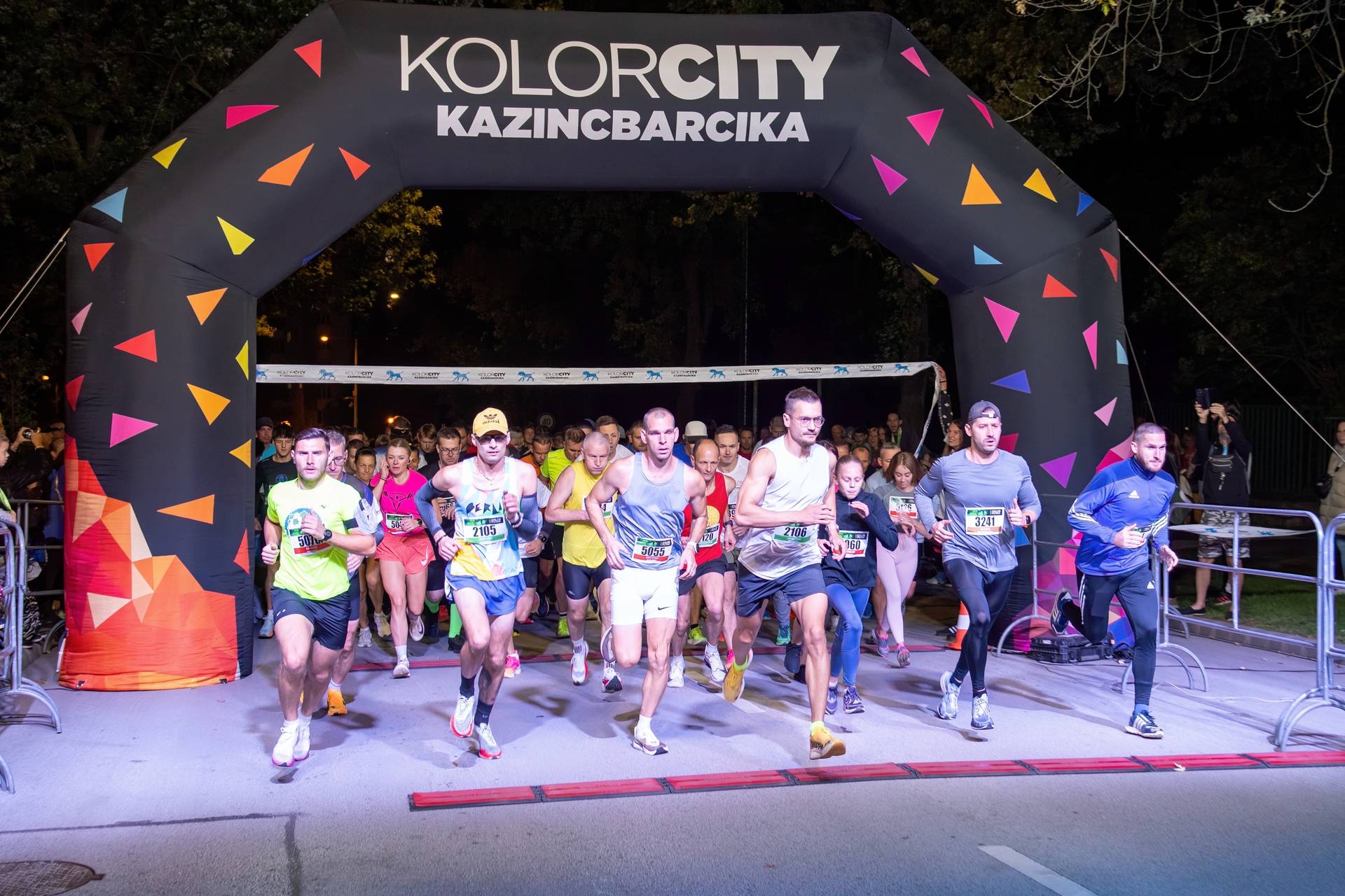 https://kolorcity.hu/Kolorfutás 6. – Belváros